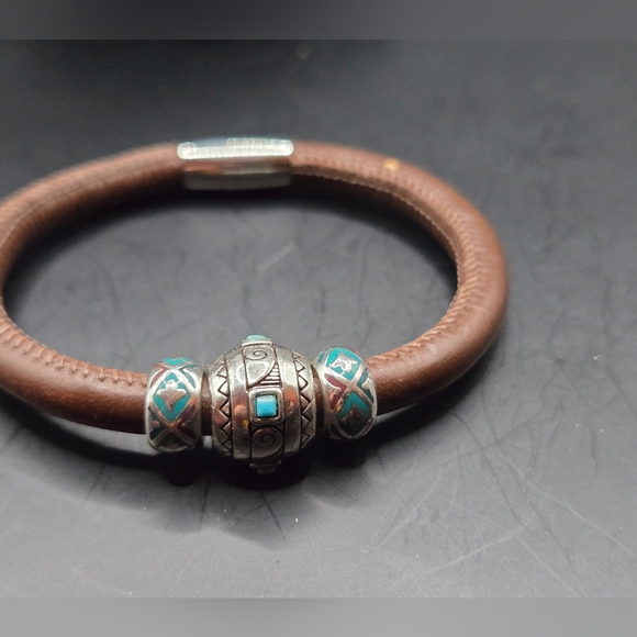 Source Unknown Jewelry - Brighton Brown Leather Bracelet w/ Silver Tone Turquoise Beads | Magnetic Clasp
